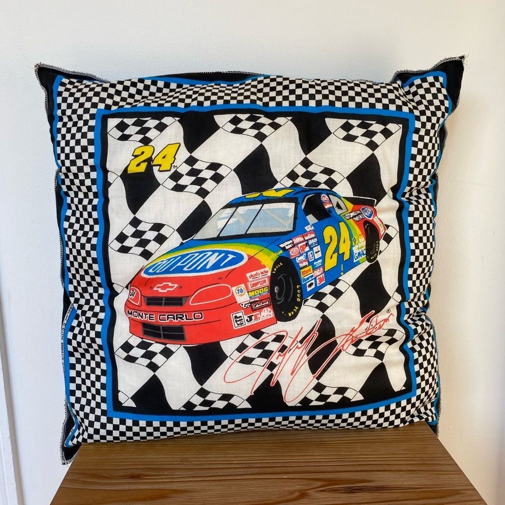 VTG NASCAR Pillow 1996 JEFF GORDON #24 THROW CHECKERED FLAG
